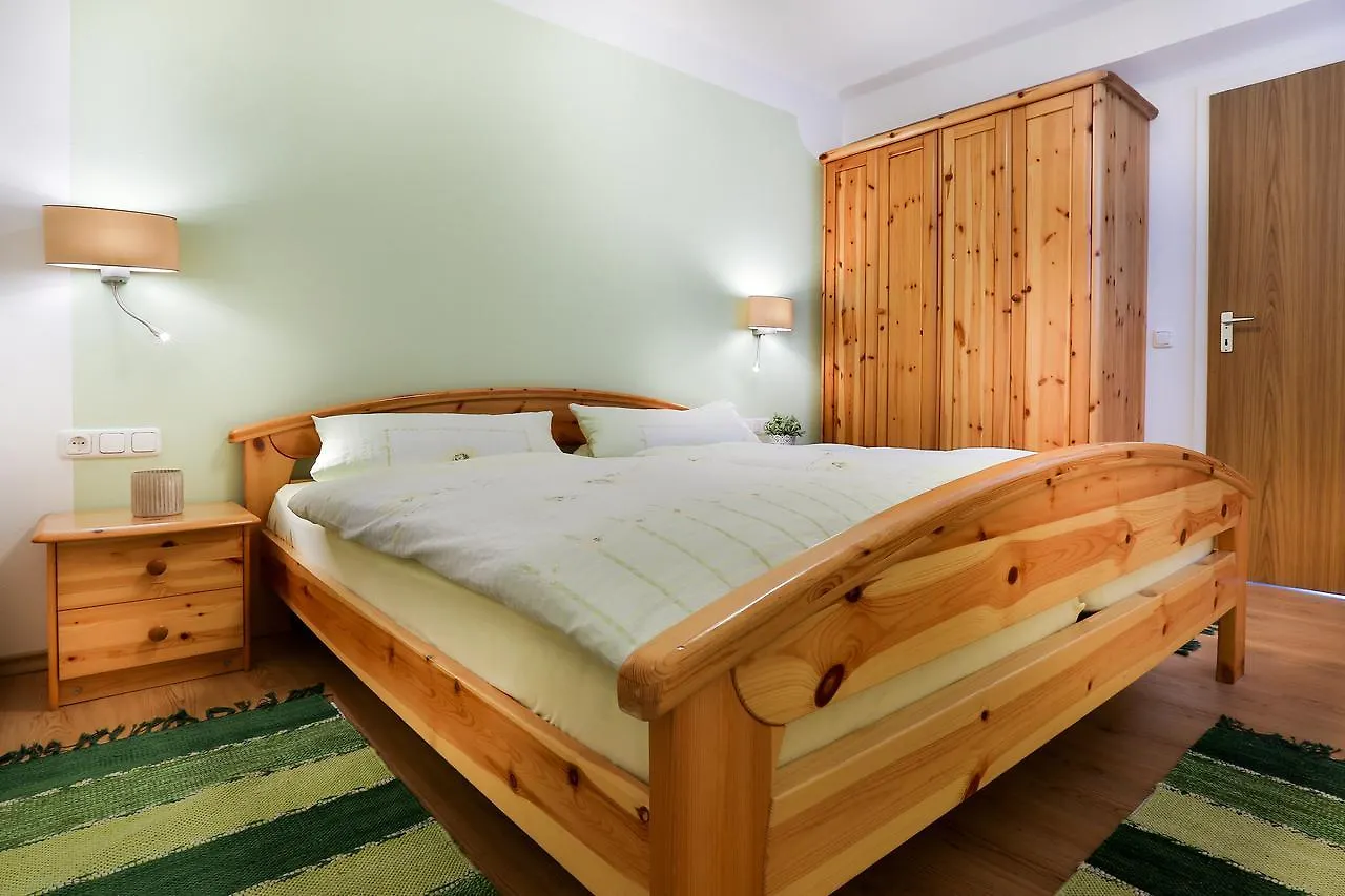Ferienwohnung Haus Heimattreu Schoenau am Koenigsee Apartment