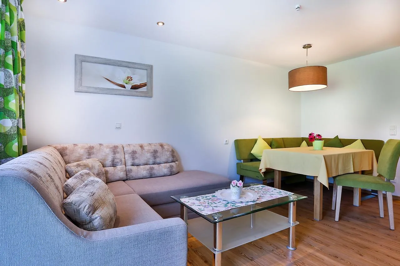 Ferienwohnung Haus Heimattreu Schoenau am Koenigsee Apartment